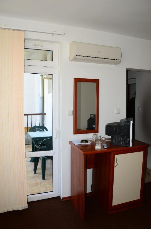 Kirovi House - Guest Rooms Carewo Zewnętrze zdjęcie